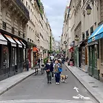 Appartement Renove En Plein Coeur De Paris Sur L\'Ile Saint Louis !