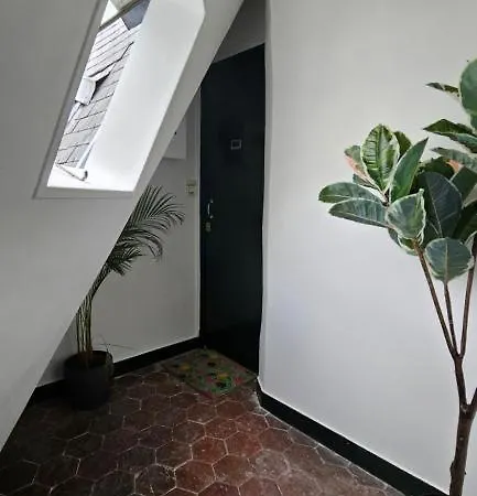 Appartamento Renove En Plein Coeur De Sur L'ile Saint Louis ! *