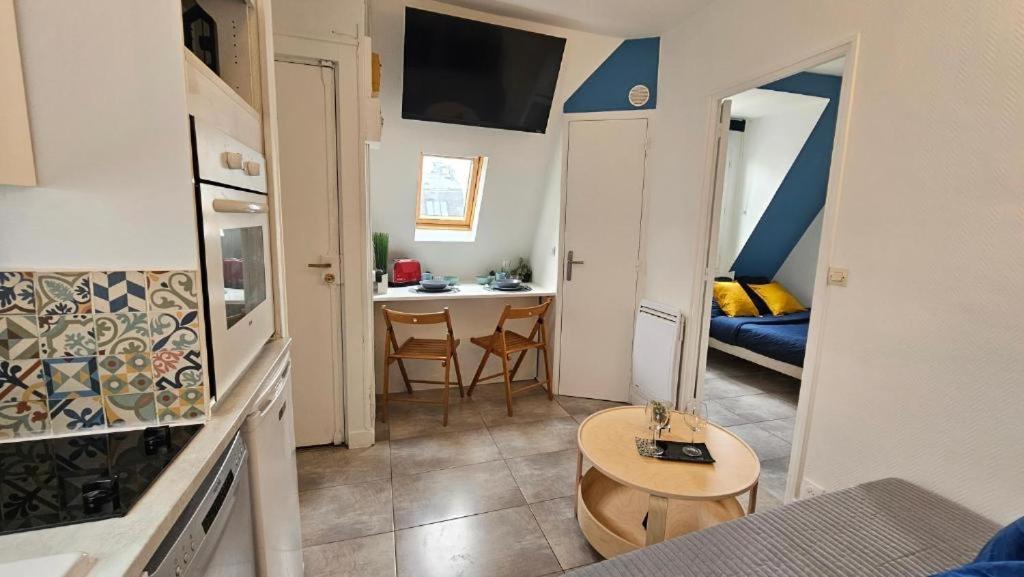 Appartamento Renove En Plein Coeur De Sur L'ile Saint Louis ! Parigi